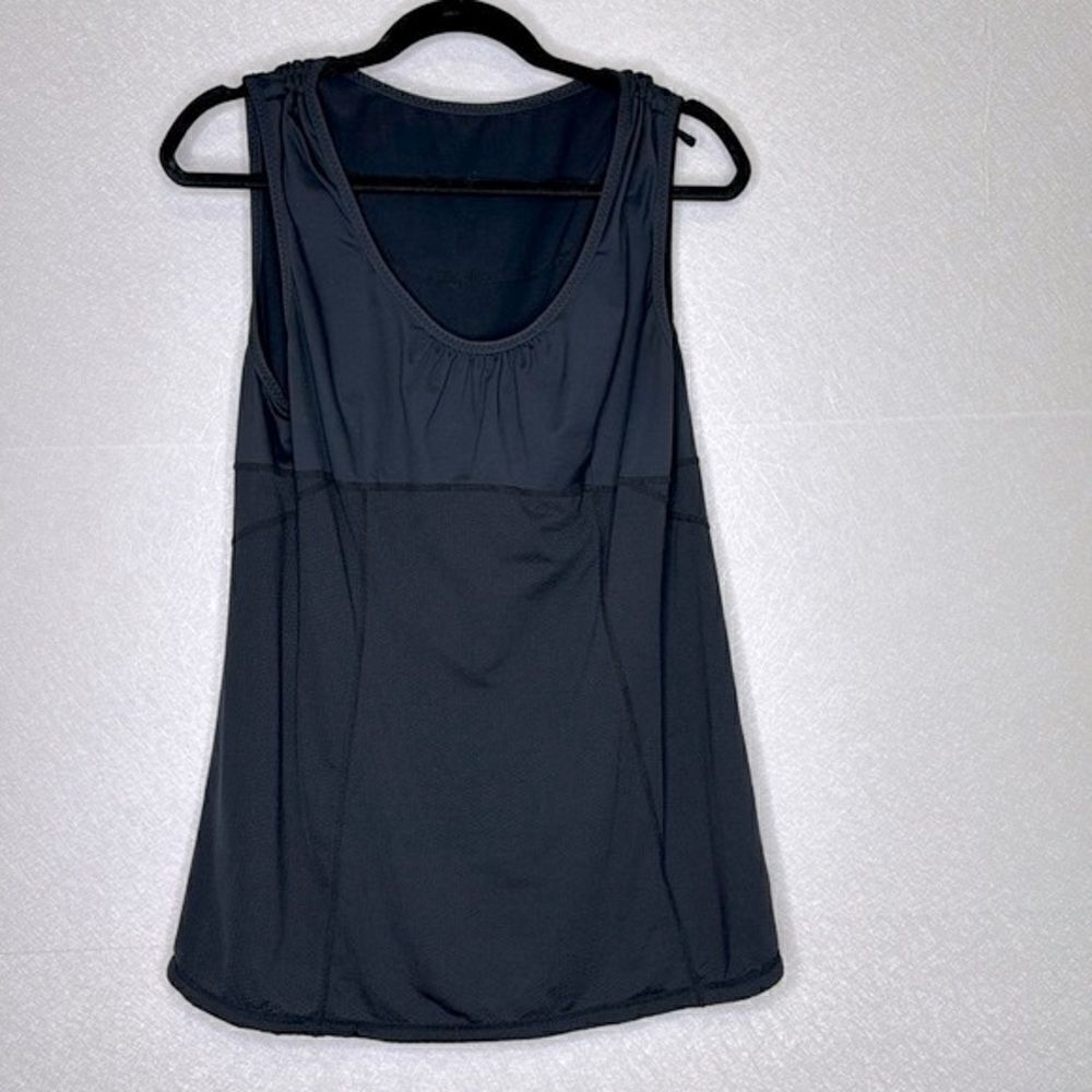 Lululemon Scoopneck Mesh Pleated Workout Tank Black 12